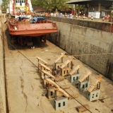 010   Jewel will share the dry dock with a tug