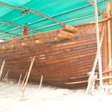 183   A clear view of the hull
