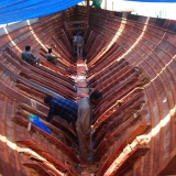 083   Inside the hull (1)