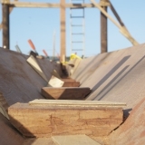 009   Lugs will help support the planks