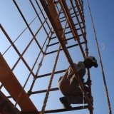 044   Testing ropes for the rigging.
