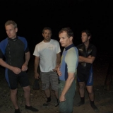 075   Divers are waiting to install each section