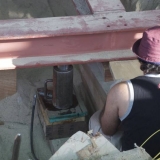 006   Each beam has to be slowly jacked up into position