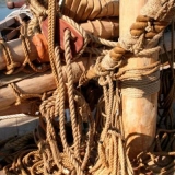 086   The crew understands her complex rigging now