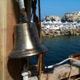 095   The ship has its bell now