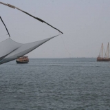 157   Jewel approaches the Chinese fishing nets of Cochin