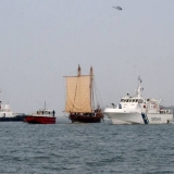160   Jewel hoists a sail for the final stretch