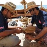 043   Fahad Al Shaibi and Ayaz Al Zadjali re-size a block