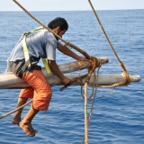 029   Fahad Al Shaibi reconnects a line