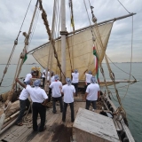 094   Her job complete, the sails are lowered for the final time on Jewel of Muscat